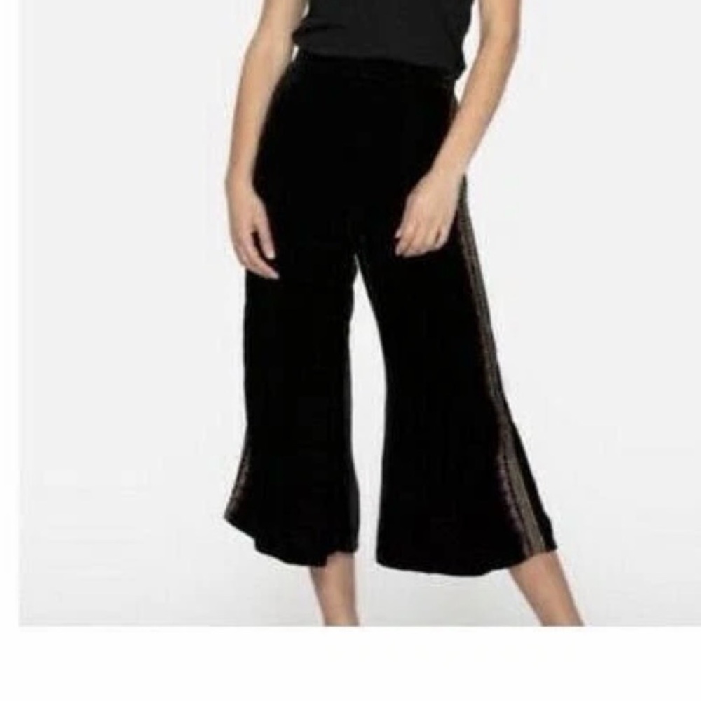 Johnny Was cropped velvet Black Wide Leg Pants Pink Gold embroidered sz M silk